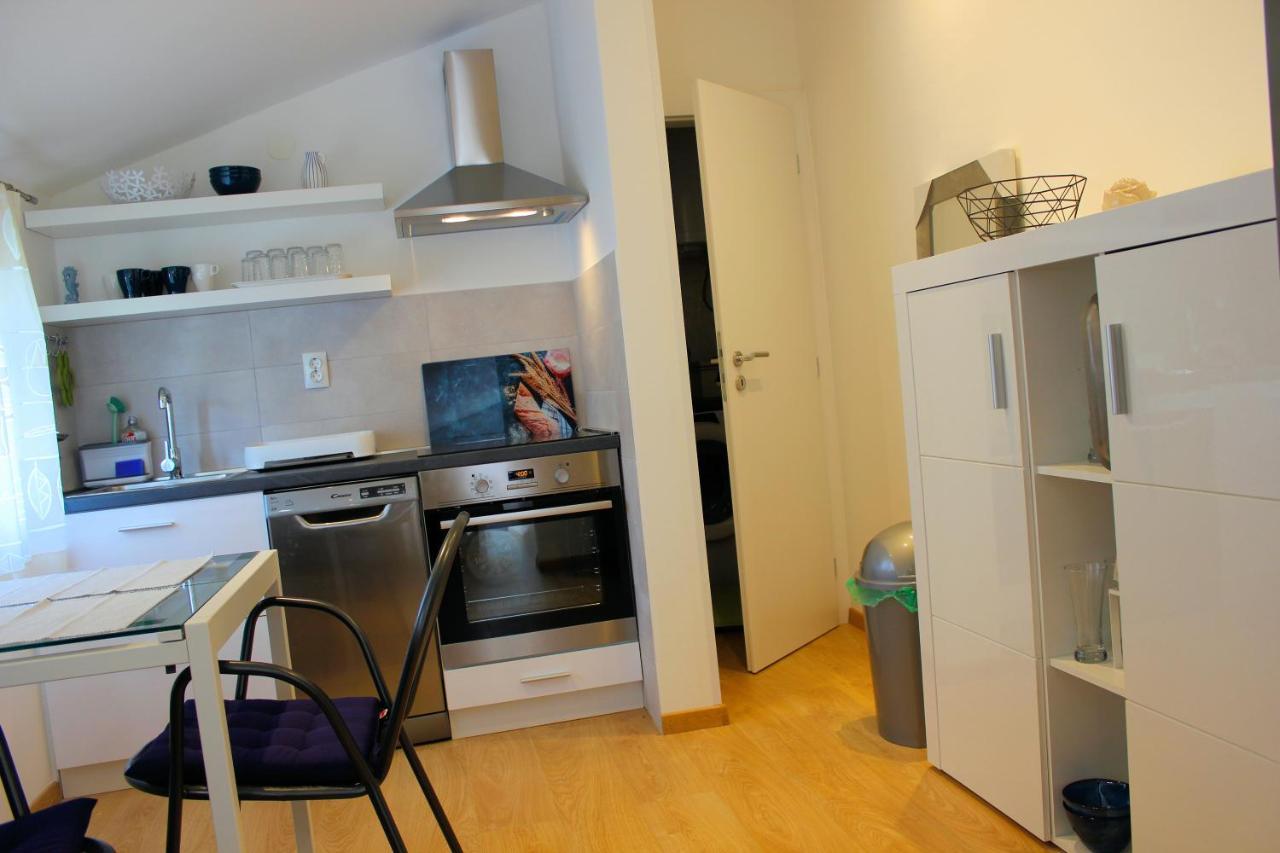 Apartment Studio Olga Нови-Винодолски Экстерьер фото