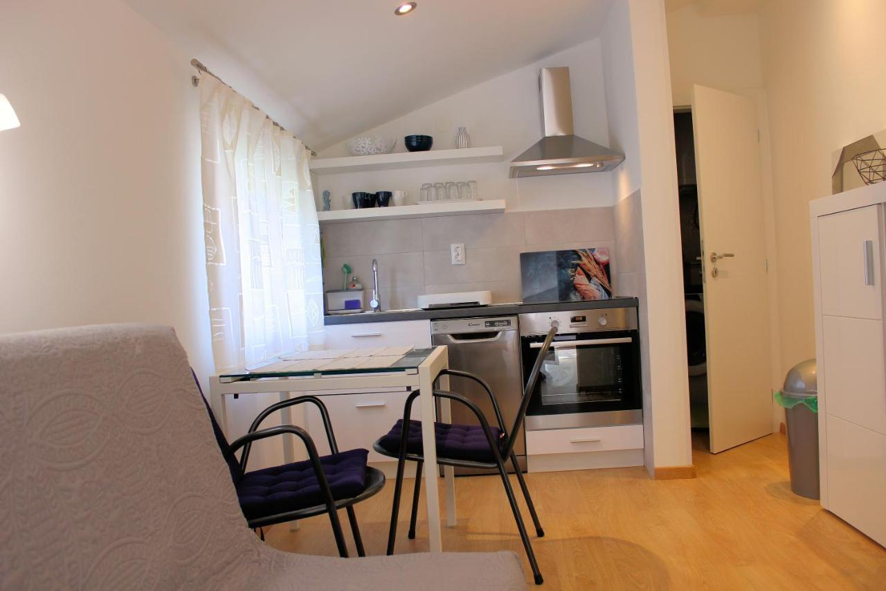 Apartment Studio Olga Нови-Винодолски Экстерьер фото