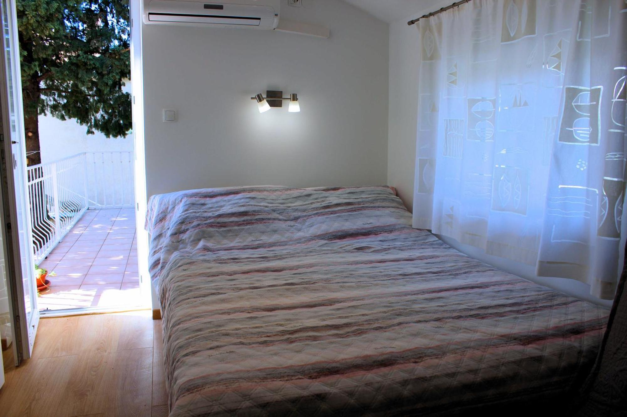 Apartment Studio Olga Нови-Винодолски Экстерьер фото